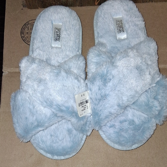 Pink Victoria's Secret Slipper - Picture 1 of 8